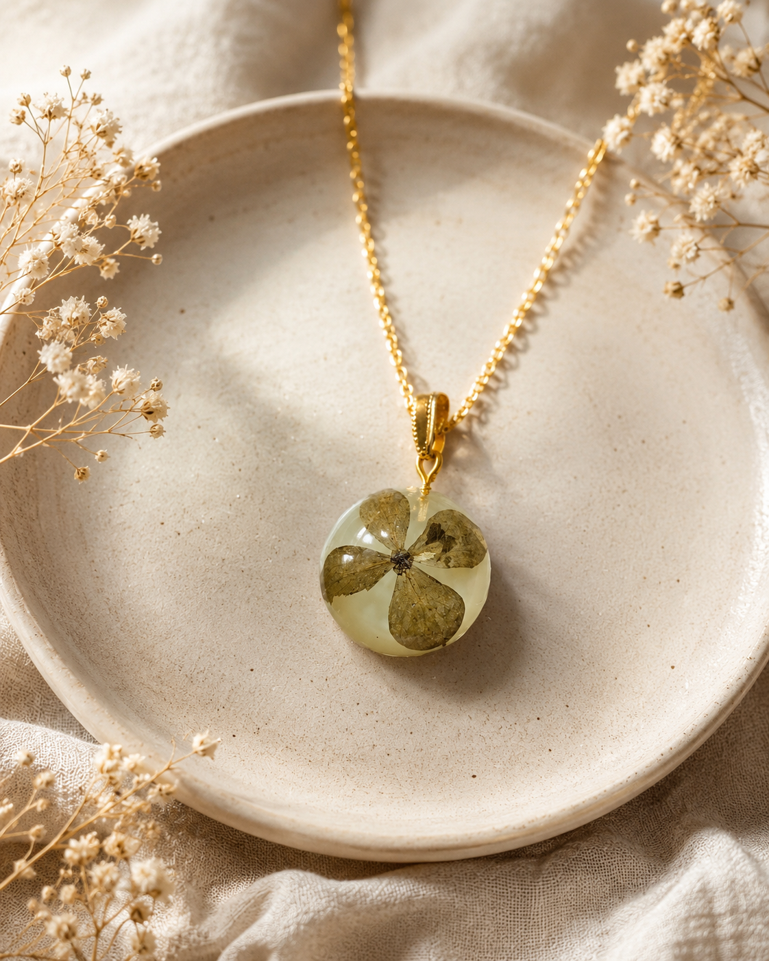 Nirethia Necklace